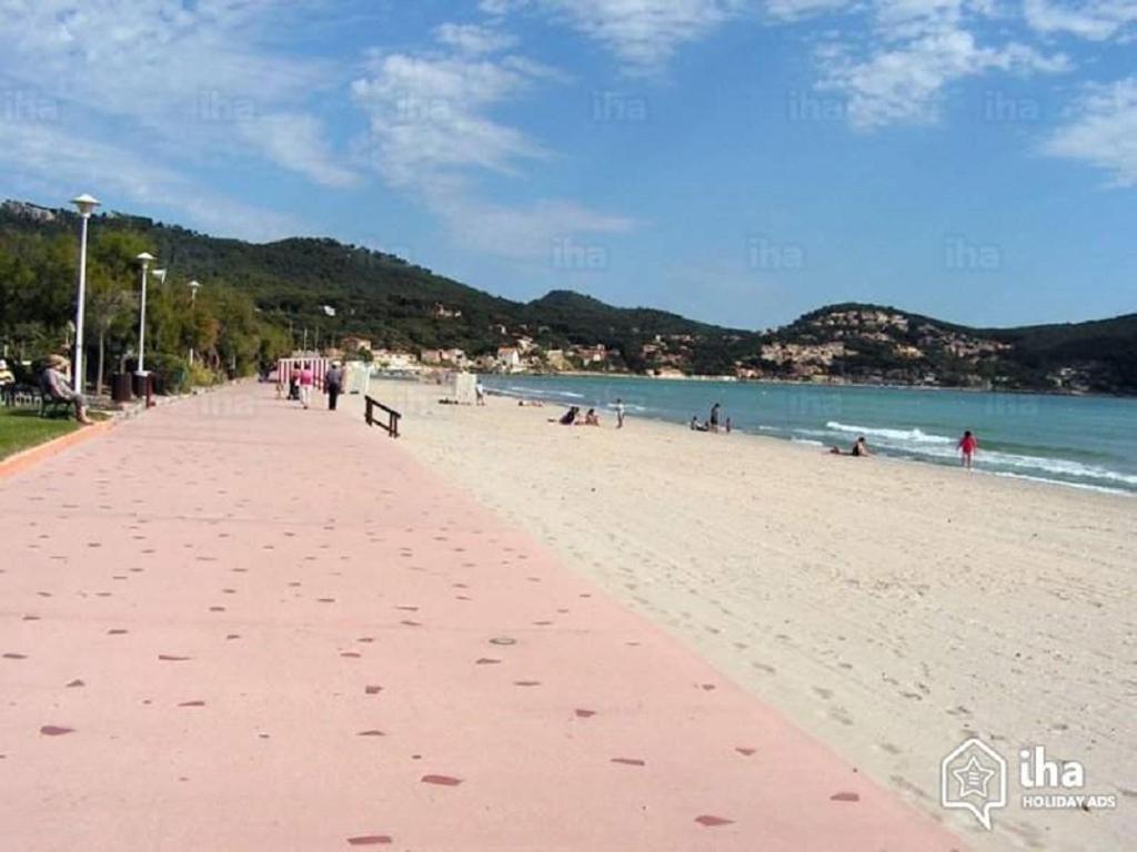 Villa Spacieuse, Climatisation, Piscine, Jardin Paysage, Proche Mer Saint-Cyr-sur-Mer Kültér fotó